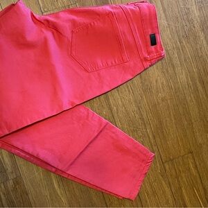 Stylish Red Women's Cropped Jeans